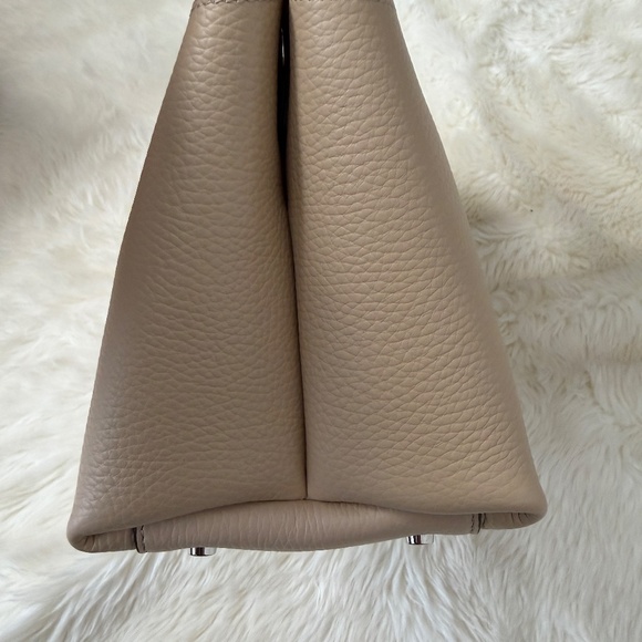 TOD’S APA SACCA Bag in Leather Micro BRAND NEW CREAM COLOR - Picture 14 of 15